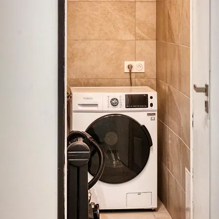 La Petite Estacade 3 *